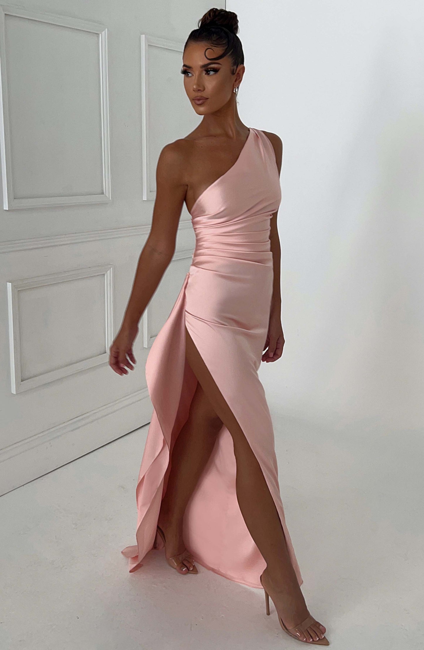 Ariel Abito da Sera Rosa