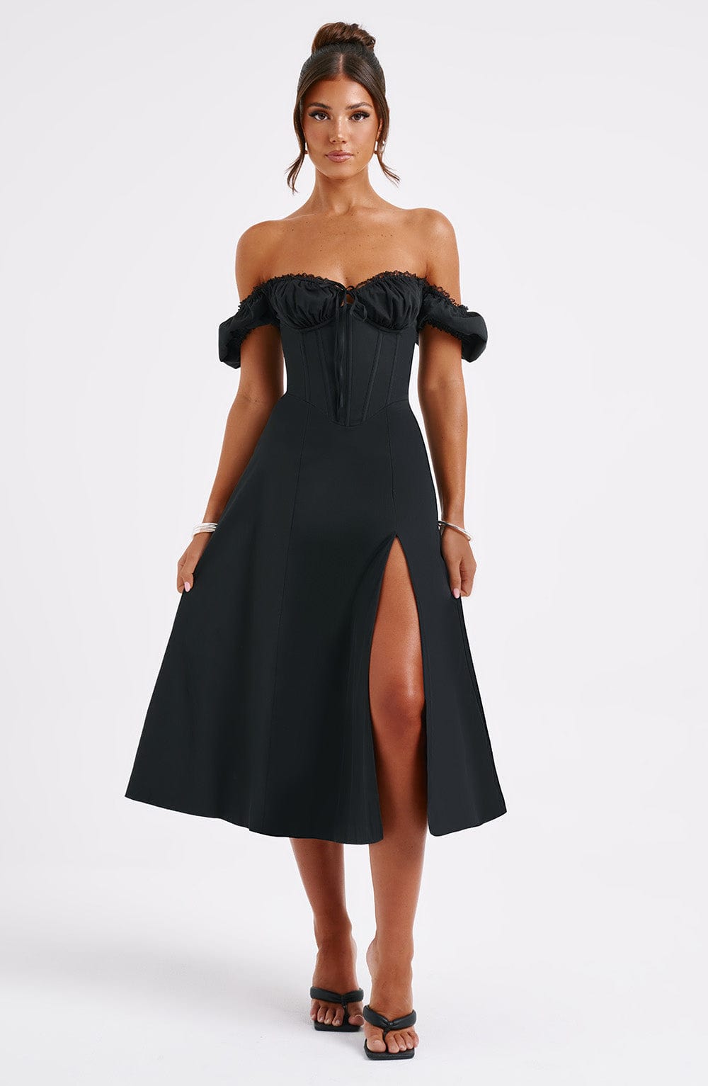 https://cdn.shopify.com/s/files/1/2060/7491/files/courtney-midi-dress-black-dress-xs-babyboo-fashion-31087862710335.jpg?v=1748602733