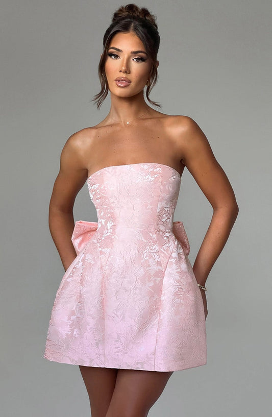 https://cdn.shopify.com/s/files/1/2060/7491/files/elenora-mini-dress-blush-dress-babyboo-fashion-31291864055871.jpg?v=1748602619