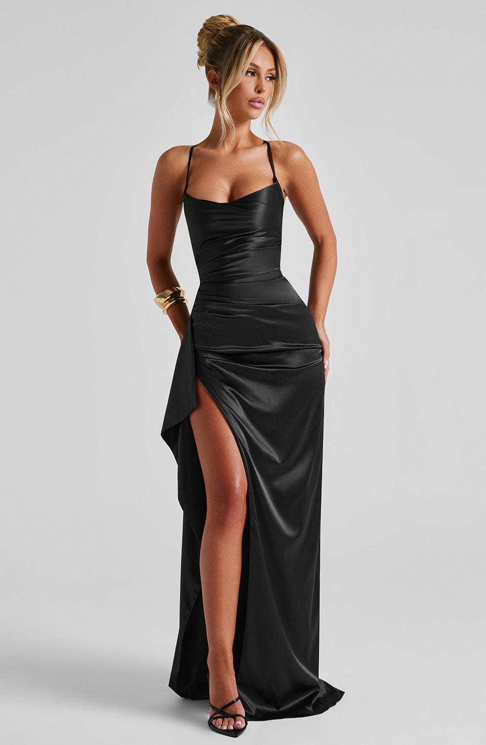 Abito Maxi Nero Stile Cowl-Neck