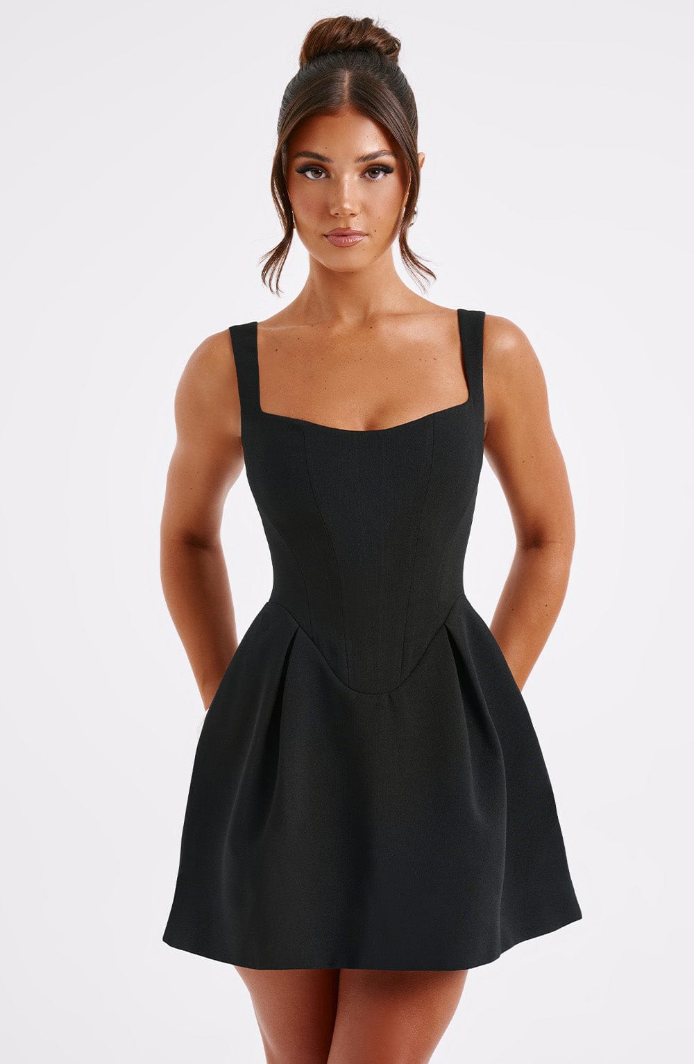 https://cdn.shopify.com/s/files/1/2060/7491/files/janiyah-mini-dress-black-dress-xs-babyboo-fashion-31087947710527.jpg?v=1748602797