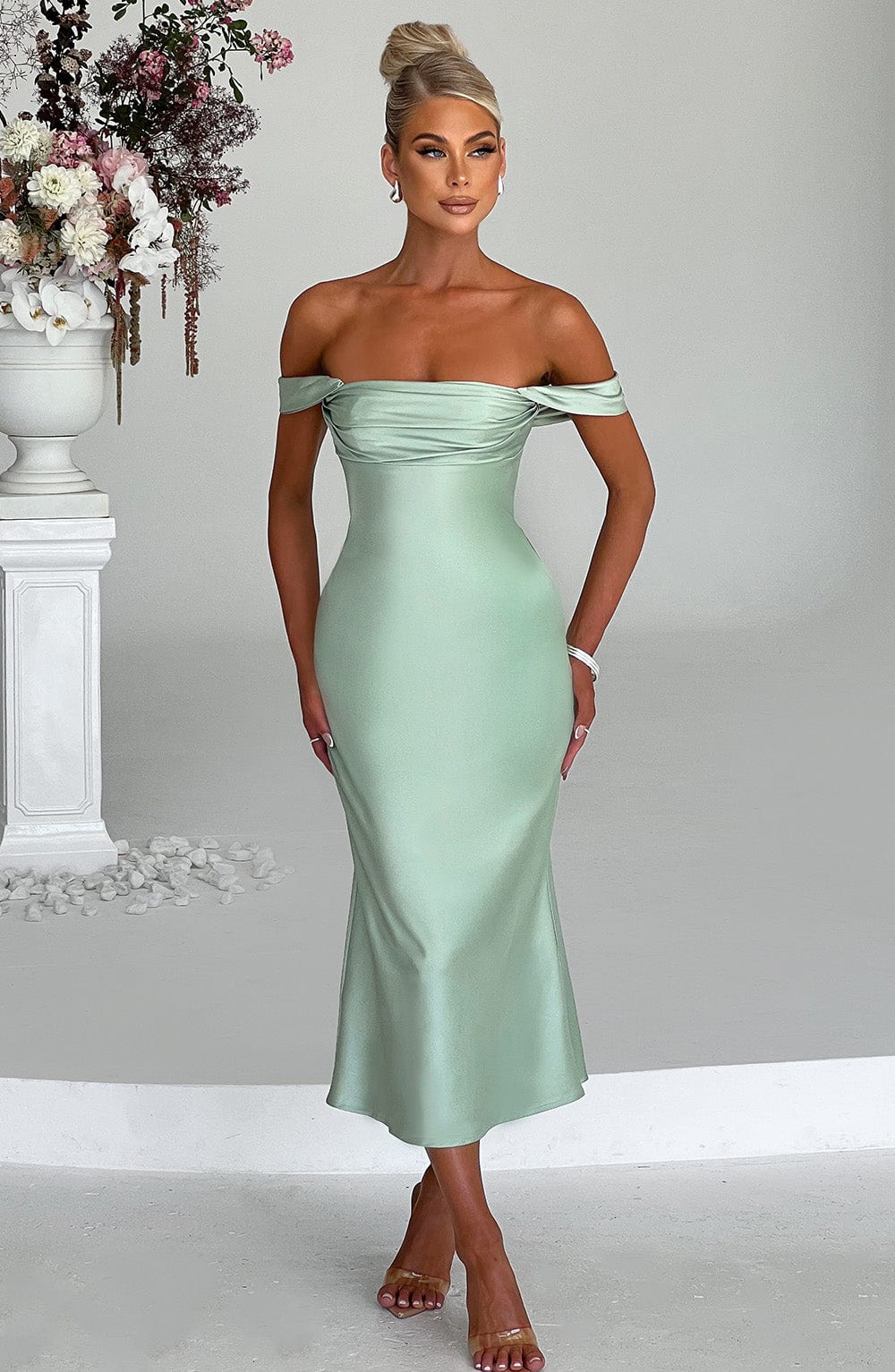 https://cdn.shopify.com/s/files/1/2060/7491/files/jennifer-midi-dress-mint-dress-s-babyboo-fashion-31071224889407.jpg?v=1748602994
