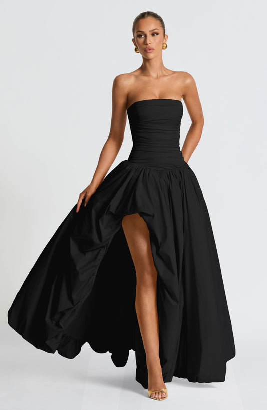 https://cdn.shopify.com/s/files/1/2060/7491/files/jillian-maxi-dress-black-dress-xs-babyboo-fashion-1156170529.jpg?v=1748599799