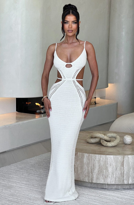 https://cdn.shopify.com/s/files/1/2060/7491/files/josefina-maxi-dress-white-dress-xs-babyboo-fashion-31544478171199.jpg?v=1748601810