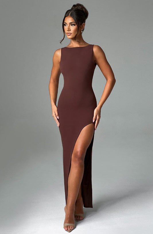 https://cdn.shopify.com/s/files/1/2060/7491/files/kassandra-maxi-dress-chocolate-dress-babyboo-fashion-31228866330687.jpg?v=1748602446