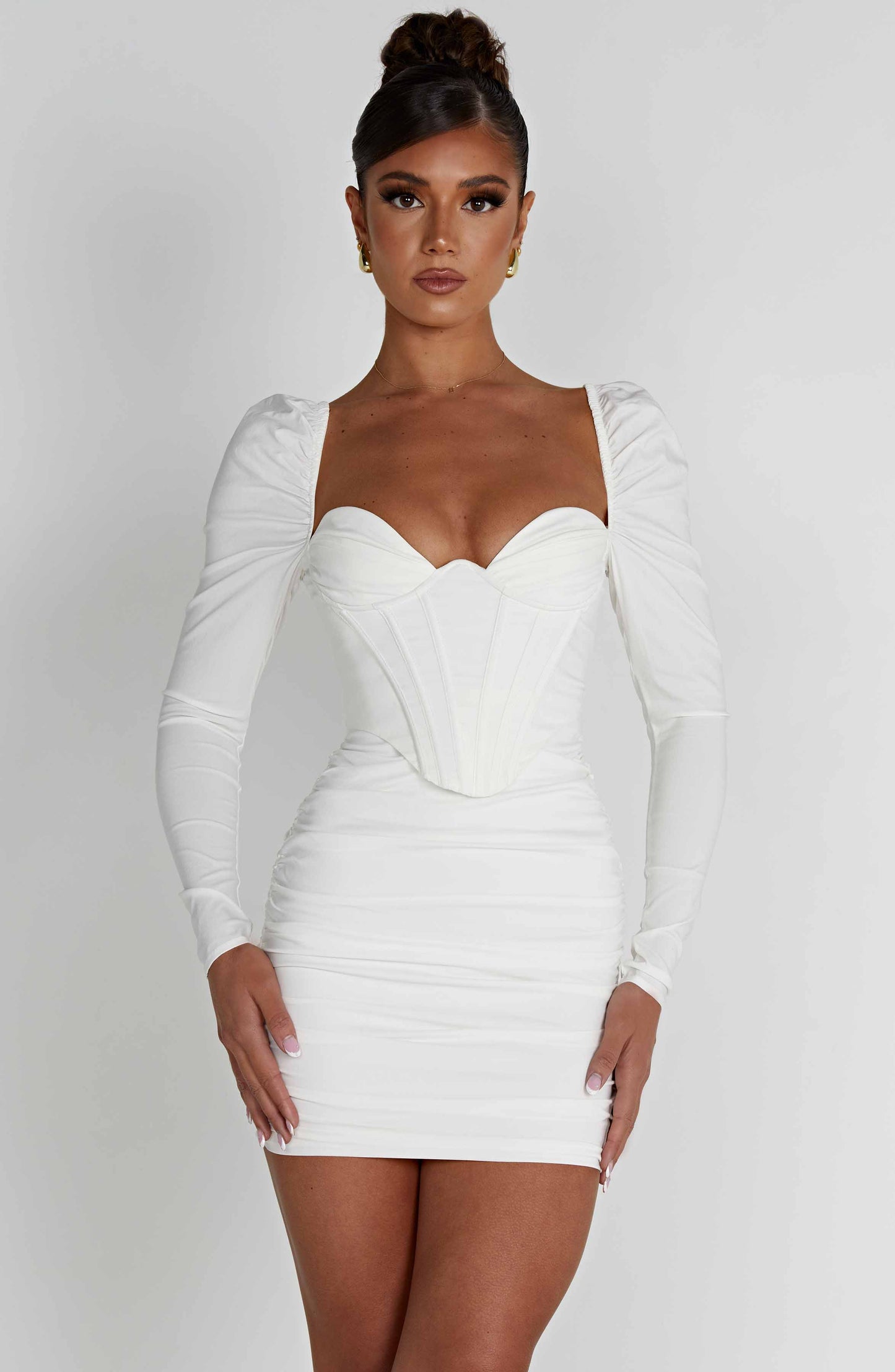 https://cdn.shopify.com/s/files/1/2060/7491/files/louise-mini-dress-white-dress-xs-babyboo-fashion-30879764971583.jpg?v=1748604581