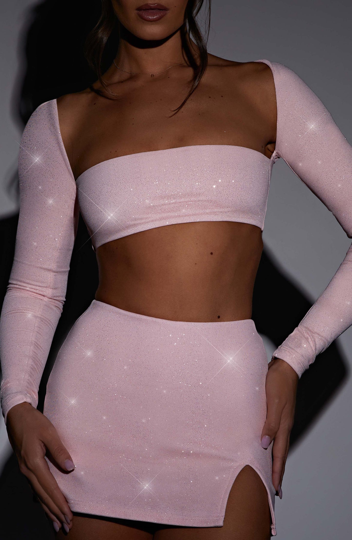 https://cdn.shopify.com/s/files/1/2060/7491/files/lucianna-top-pink-sparkle-tops-xs-babyboo-fashion-30843926085695.jpg?v=1748605071