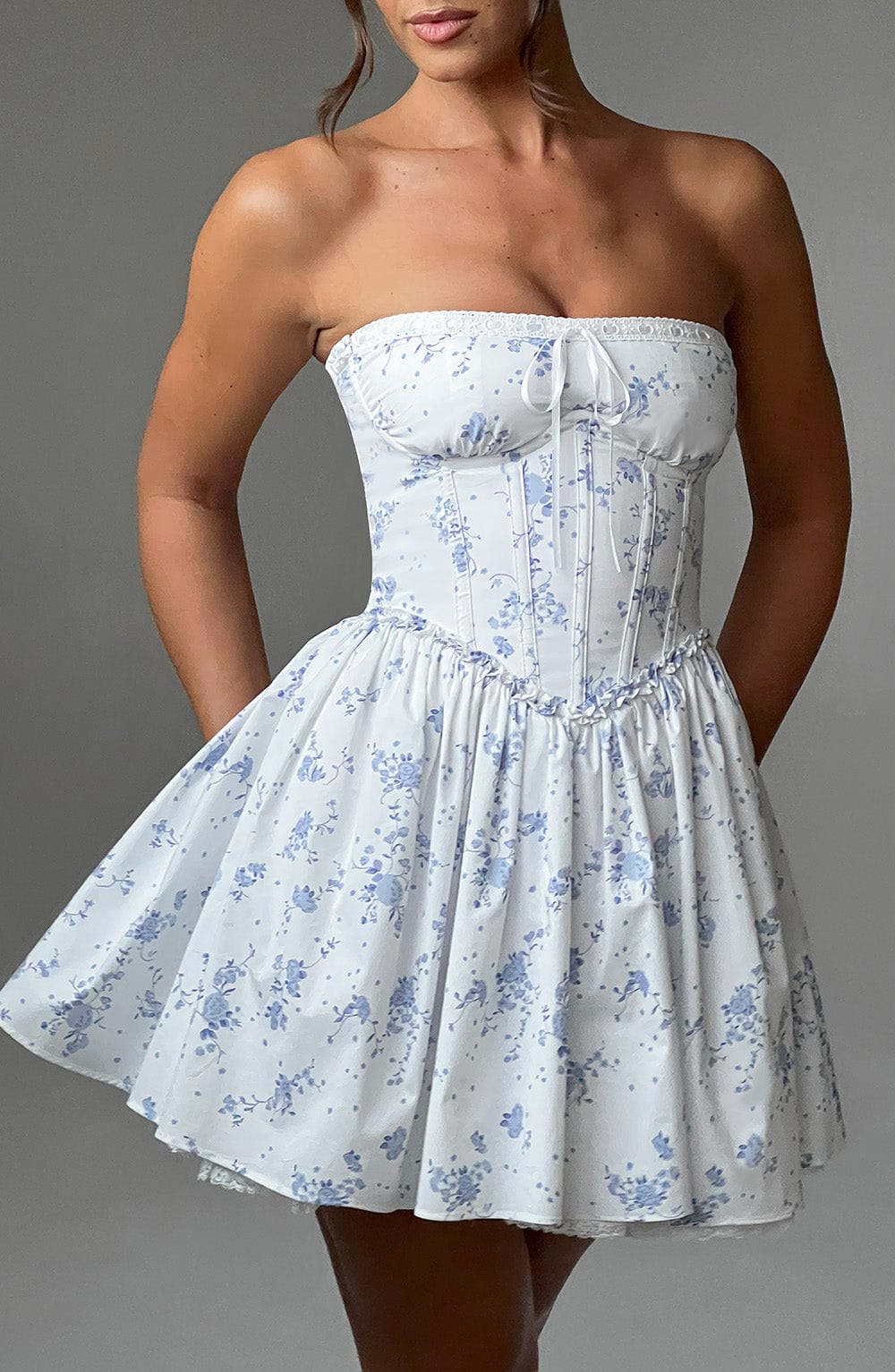 Abito Mini Maeve - Stampa Ditsy Blu, Elegante e Fresco
