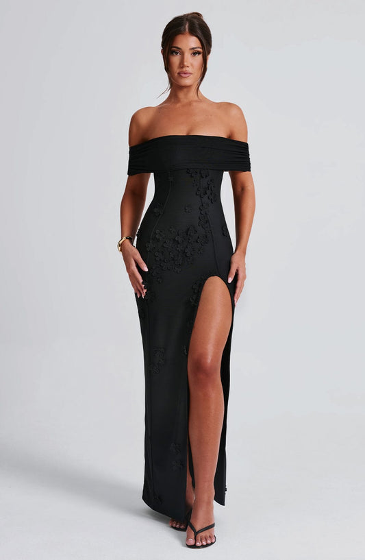 https://cdn.shopify.com/s/files/1/2060/7491/files/milani-maxi-dress-black-dress-xs-babyboo-fashion-31598579318847.jpg?v=1748601627