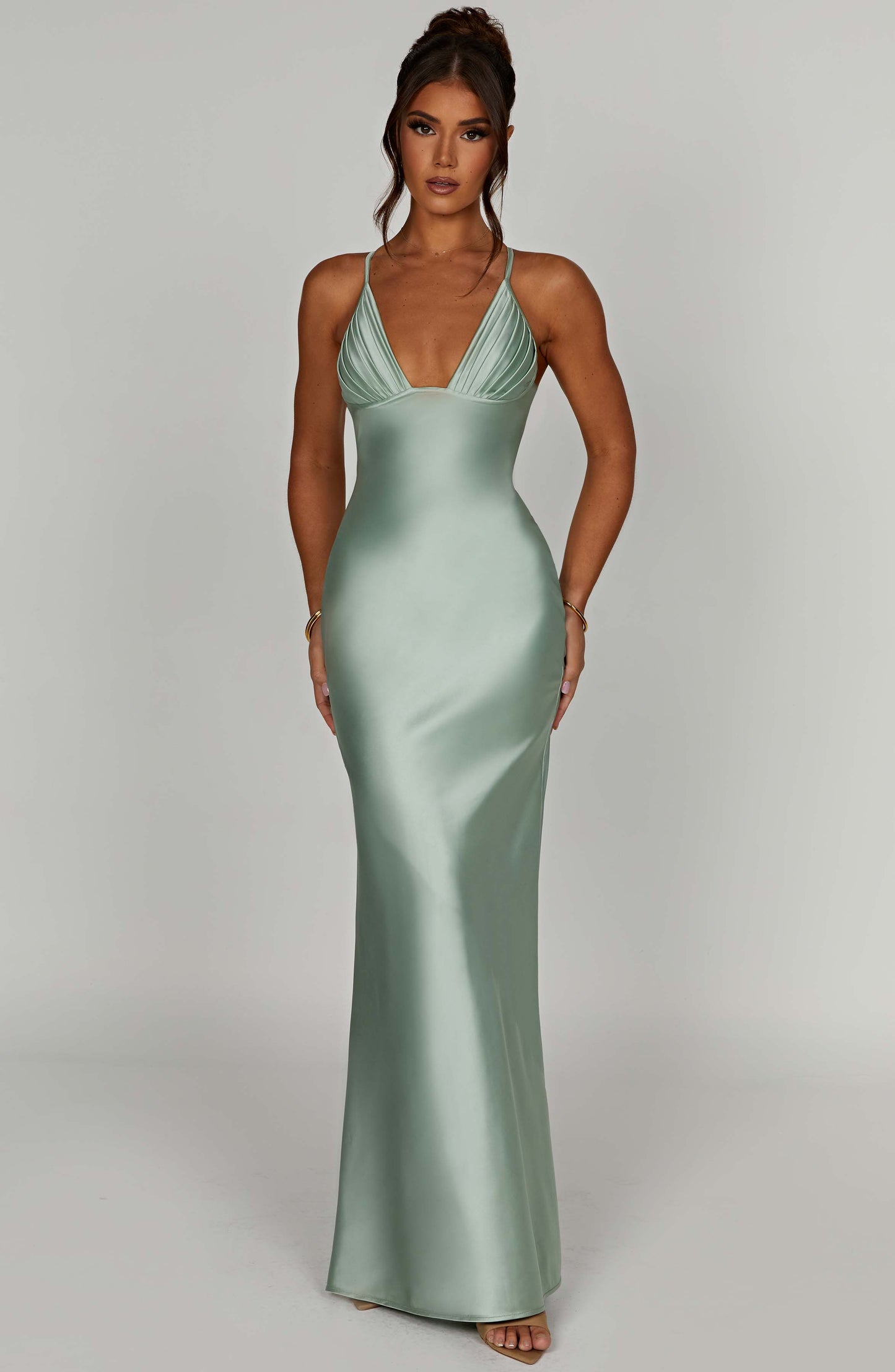 https://cdn.shopify.com/s/files/1/2060/7491/files/miriam-maxi-dress-sage-dress-xs-babyboo-fashion-30819910811711.jpg?v=1748604201