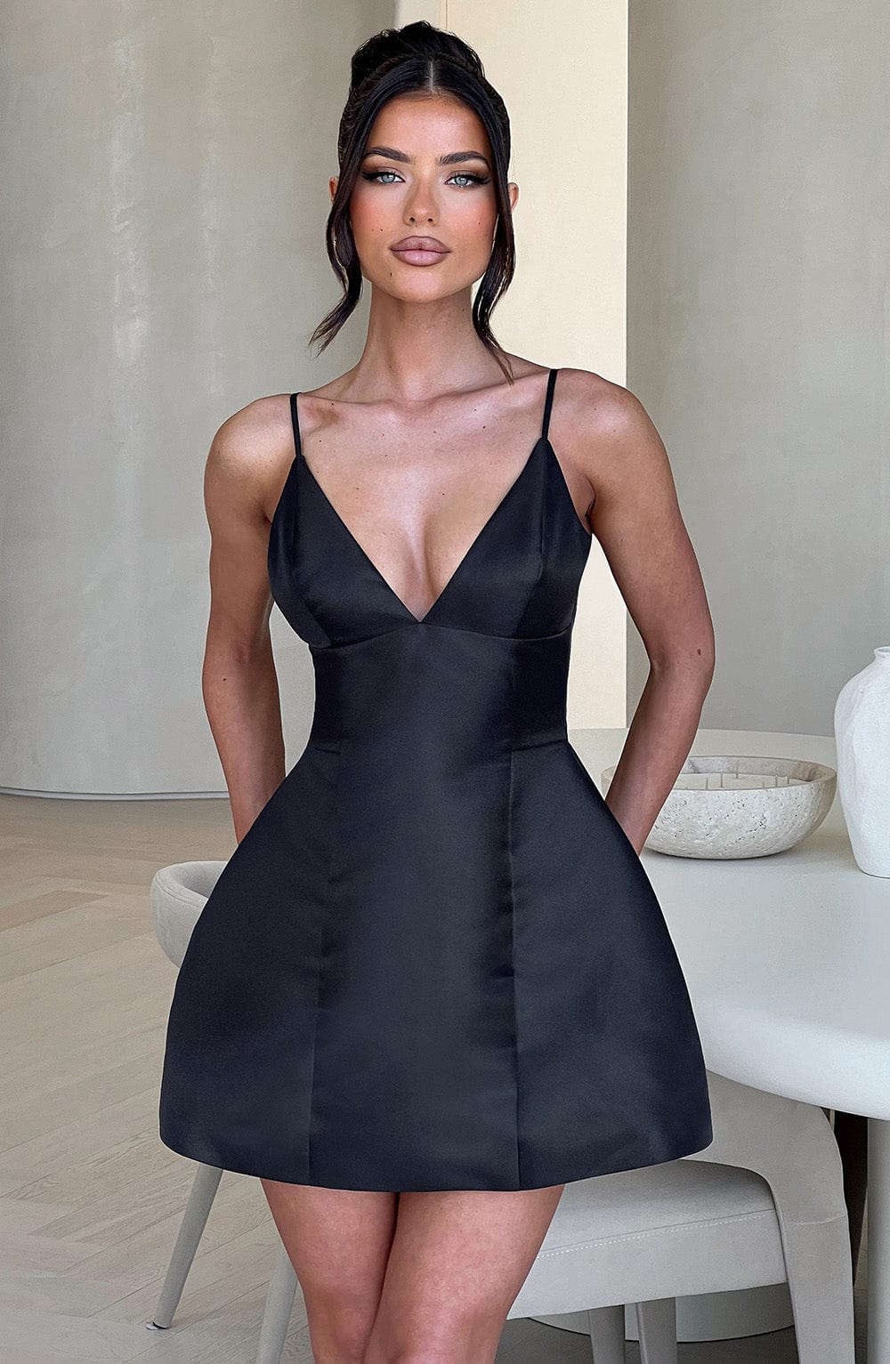 https://cdn.shopify.com/s/files/1/2060/7491/files/nicole-mini-dress-black-dress-xs-babyboo-fashion-31544477909055.jpg?v=1748601793