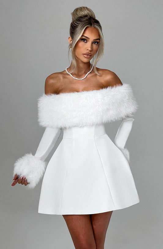 https://cdn.shopify.com/s/files/1/2060/7491/files/villanelle-mini-dress-ivory-dress-xs-babyboo-fashion-32750763180095.jpg?v=1748600366