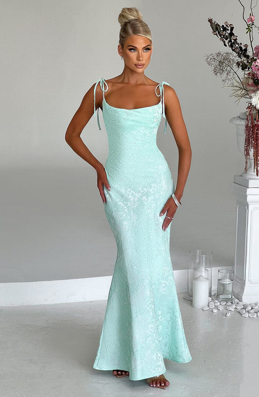 https://cdn.shopify.com/s/files/1/2060/7491/files/whitney-maxi-dress-mint-dress-xs-babyboo-fashion-31027050971199.jpg?v=1748875048