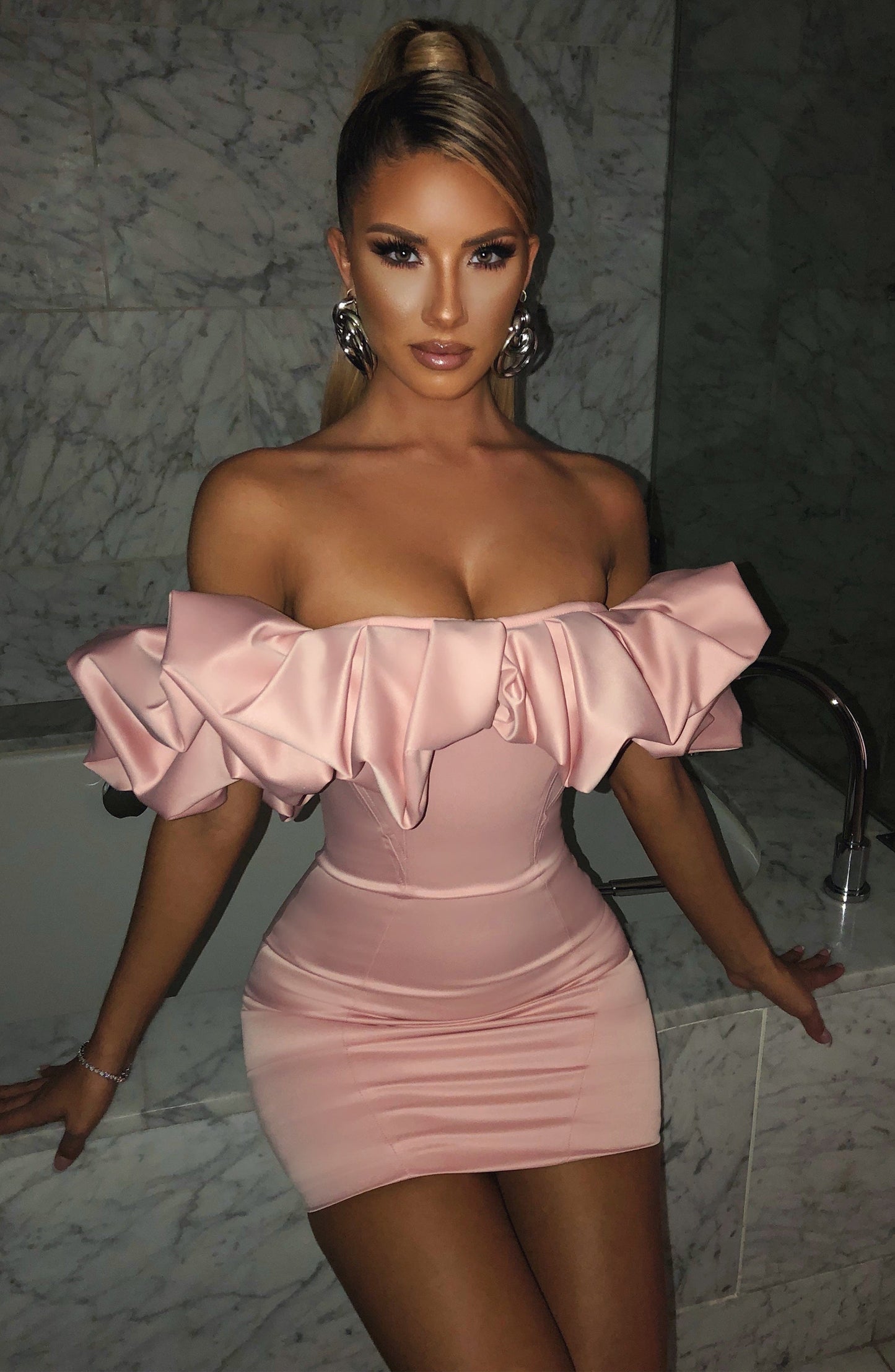 https://cdn.shopify.com/s/files/1/2060/7491/products/allie-mini-dress-baby-pink-dress-xs-babyboo-fashion-14303641403455.jpg?v=1748607270