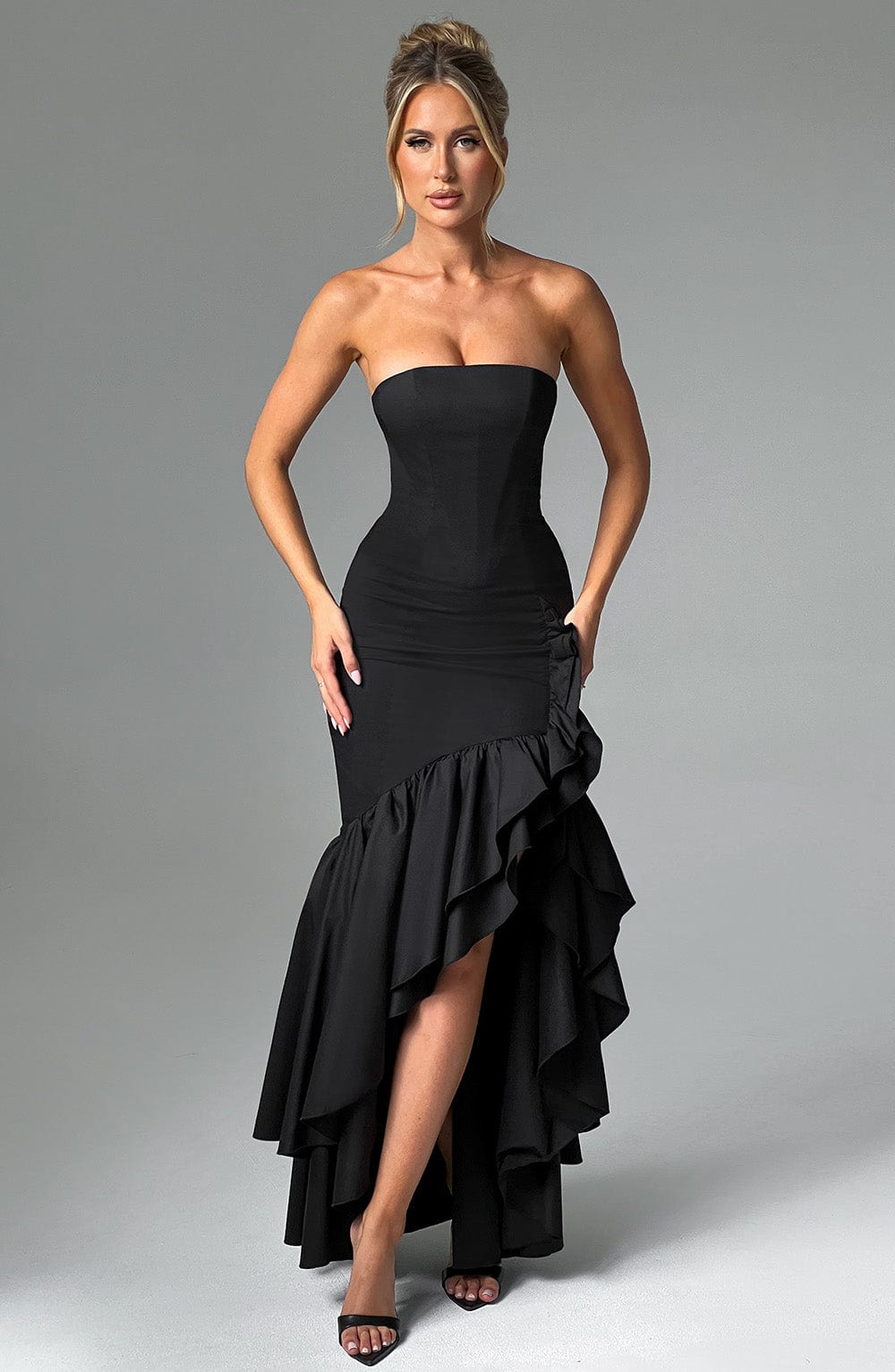 https://cdn.shopify.com/s/files/1/2060/7491/files/angelina-maxi-dress-black-dress-babyboo-fashion-31266584756287.jpg?v=1748602440