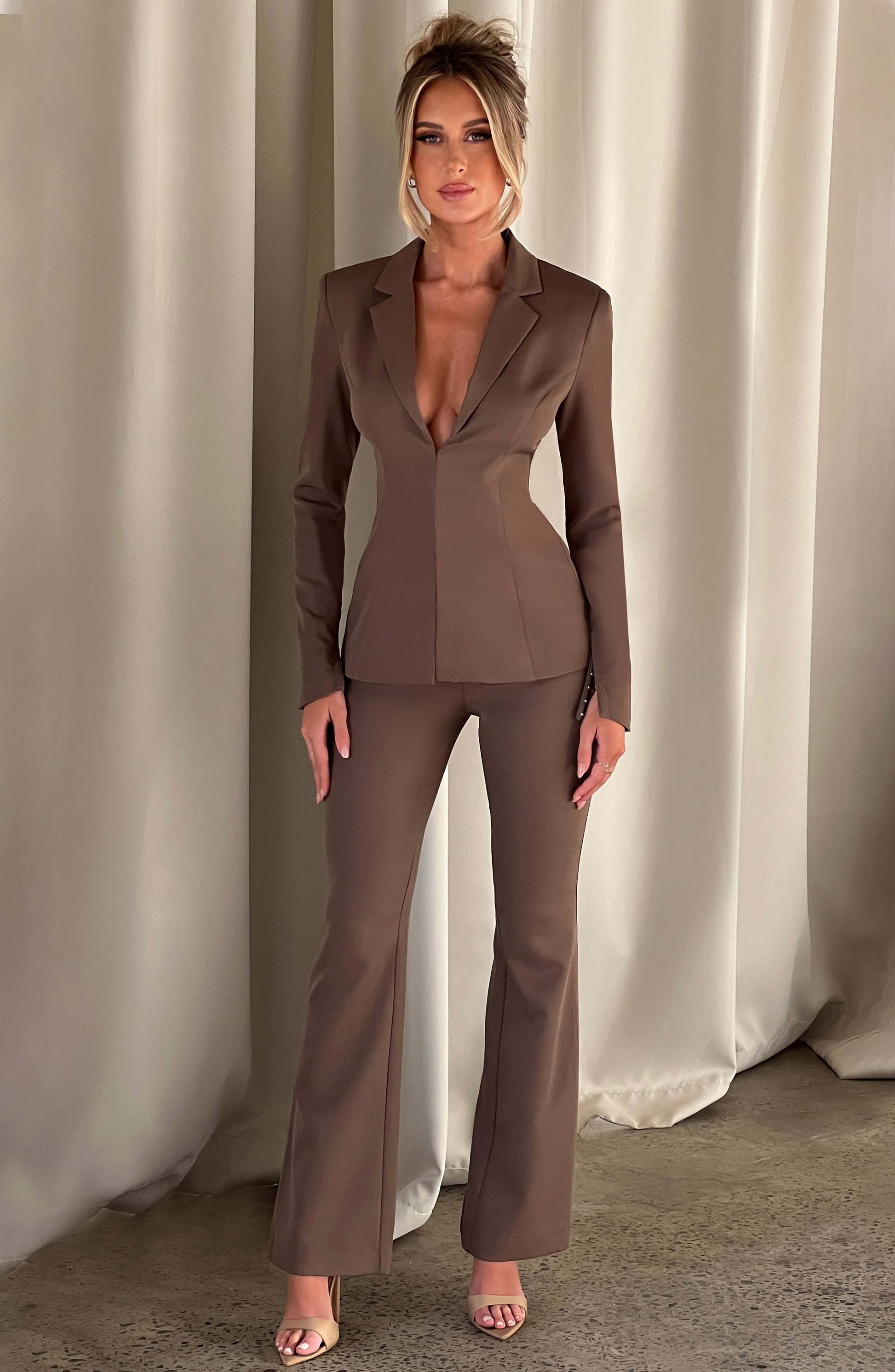 https://cdn.shopify.com/s/files/1/2060/7491/files/aspen-pant-mocha-pants-xs-babyboo-fashion-30795507925055.jpg?v=1748604423