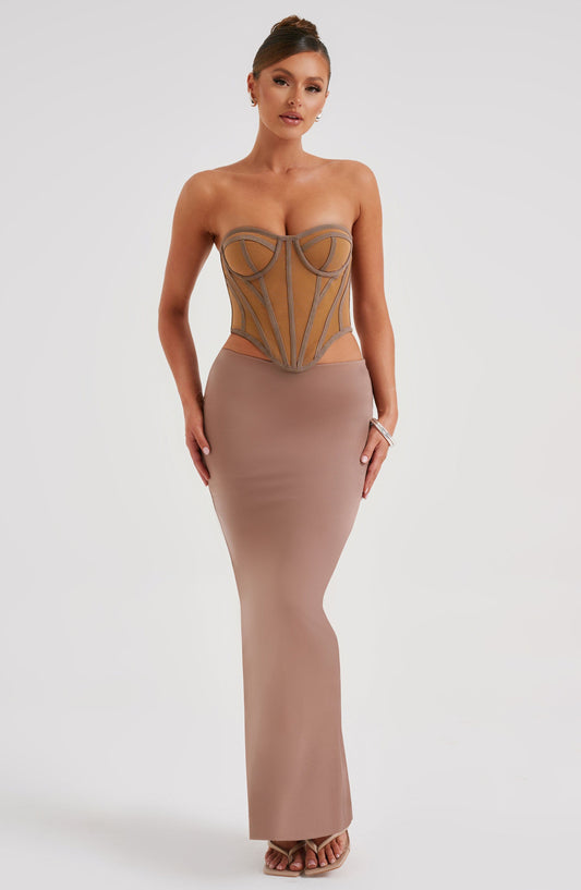 https://cdn.shopify.com/s/files/1/2060/7491/files/astrid-maxi-skirt-chocolate-skirt-xs-babyboo-fashion-30921566289983.jpg?v=1748603750