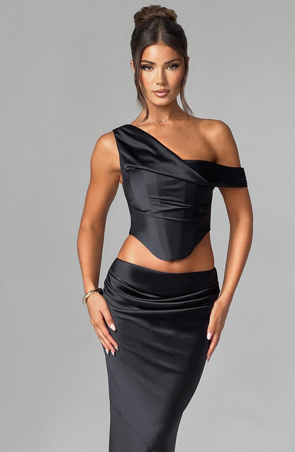 https://cdn.shopify.com/s/files/1/2060/7491/files/audra-top-black-tops-xs-babyboo-fashion-32382734630975.jpg?v=1748601373