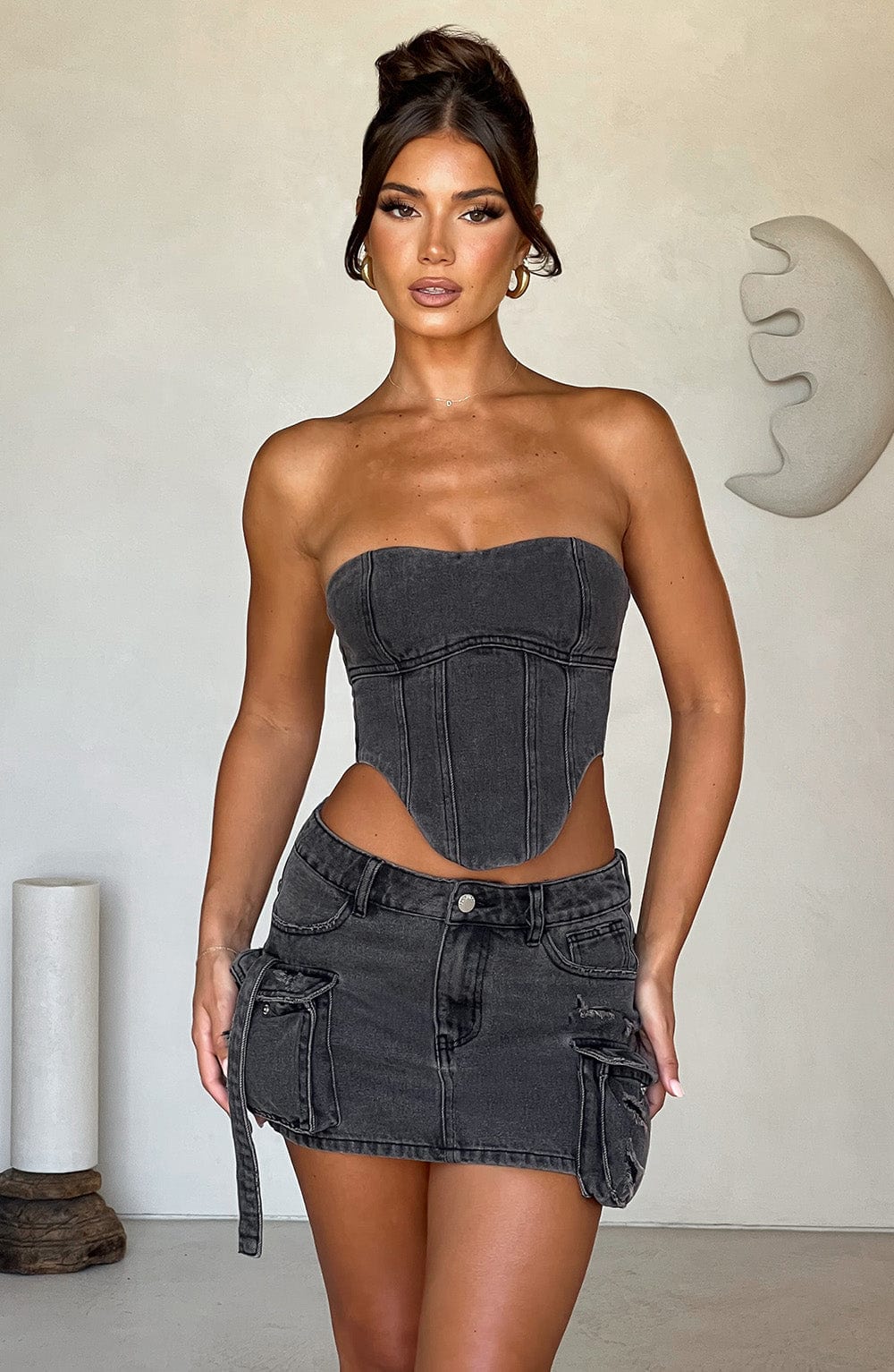 https://cdn.shopify.com/s/files/1/2060/7491/files/billie-mini-skirt-black-wash-skirt-babyboo-fashion-31311849848895.jpg?v=1748602238