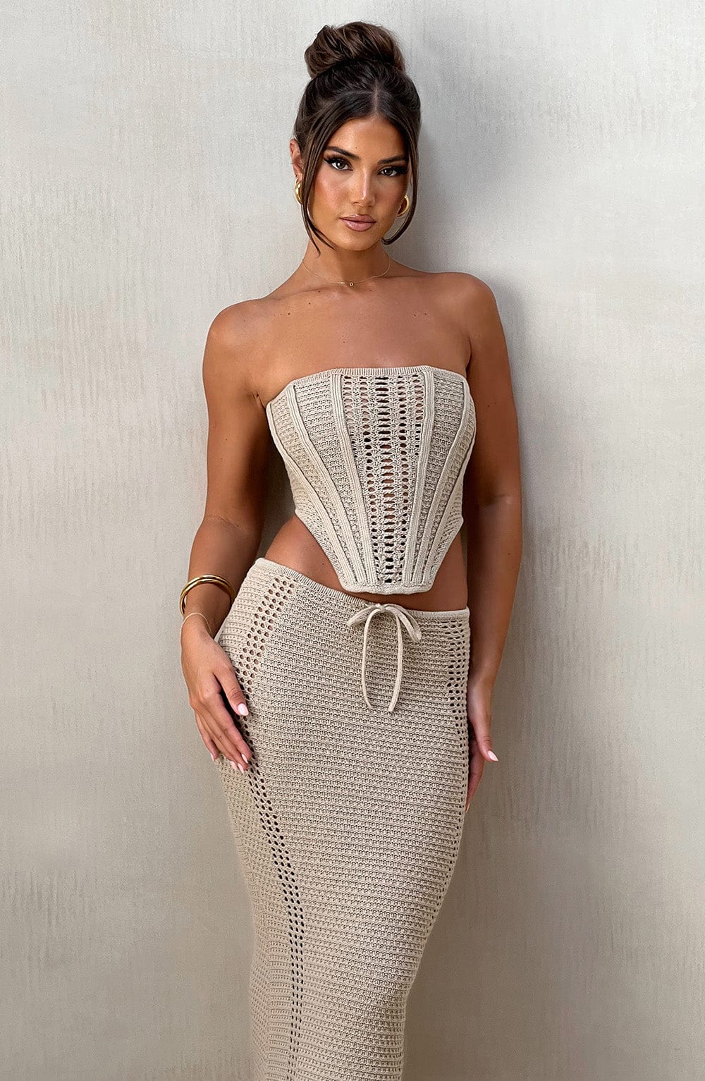 https://cdn.shopify.com/s/files/1/2060/7491/files/carly-corset-beige-tops-xs-babyboo-fashion-31331569926207.jpg?v=1748602201