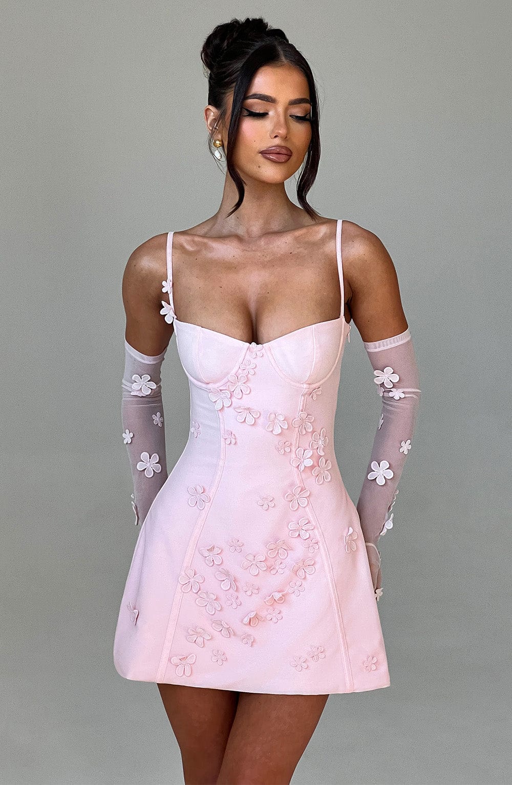 Abito da donna in mesh rosa