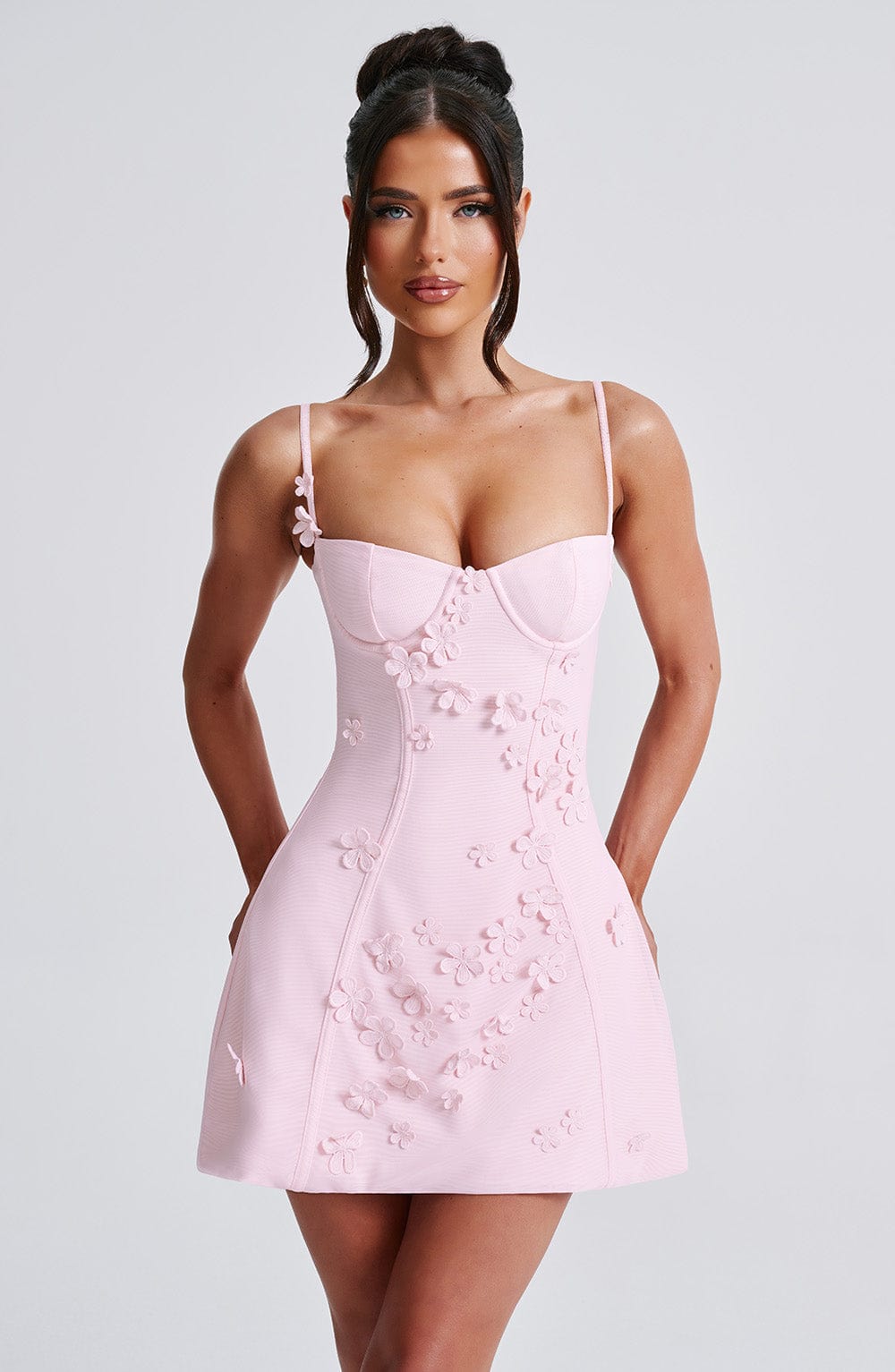 Abito da donna in mesh rosa
