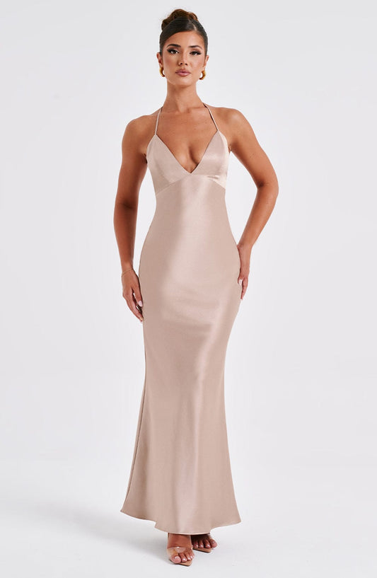 https://cdn.shopify.com/s/files/1/2060/7491/files/delphine-maxi-dress-champagne-dress-babyboo-fashion-31271804076095.jpg?v=1748602297