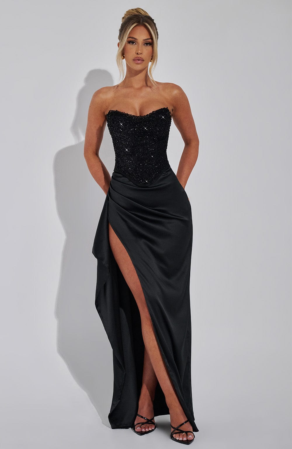 Emrielle Maxi Dress Nero