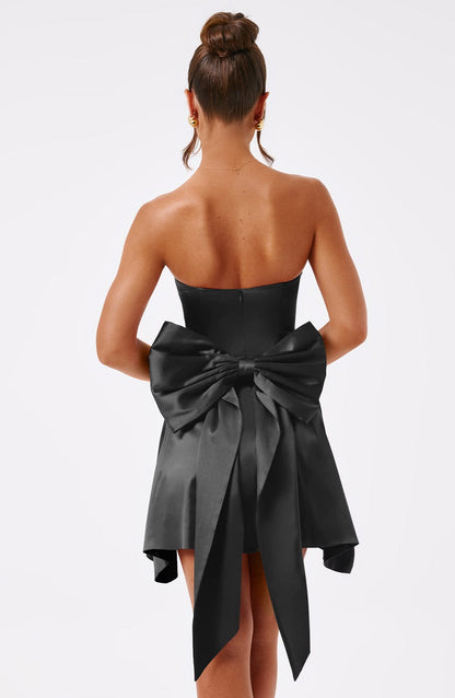 https://cdn.shopify.com/s/files/1/2060/7491/files/freja-mini-dress-black-dress-xs-babyboo-fashion-31087866380351.jpg?v=1748602820