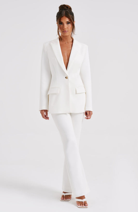 https://cdn.shopify.com/s/files/1/2060/7491/files/hazel-pant-ivory-pants-xs-babyboo-fashion-30949454381119.jpg?v=1748603434