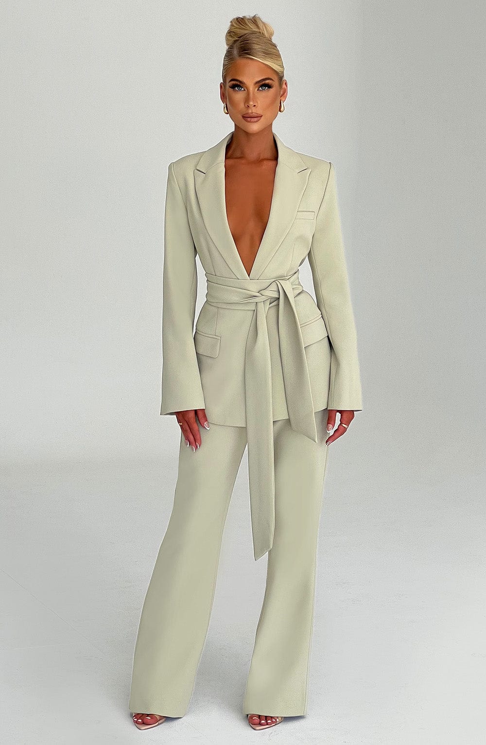 https://cdn.shopify.com/s/files/1/2060/7491/files/hazel-pant-sage-pants-xs-babyboo-fashion-31027030458431.jpg?v=1748602842