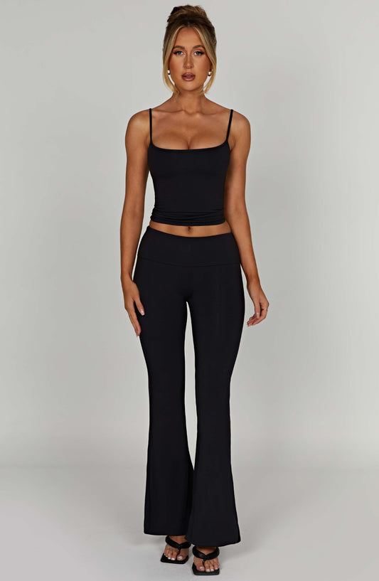 https://cdn.shopify.com/s/files/1/2060/7491/files/heidi-pant-black-pants-xs-babyboo-fashion-30807469162559.jpg?v=1748604334