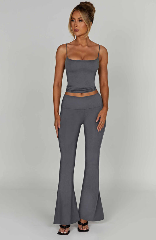 https://cdn.shopify.com/s/files/1/2060/7491/files/heidi-pant-charcoal-pants-xs-babyboo-fashion-30855155646527.jpg?v=1748603998