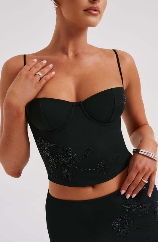 https://cdn.shopify.com/s/files/1/2060/7491/files/izi-top-black-tops-xs-babyboo-fashion-30927489826879.jpg?v=1748603719