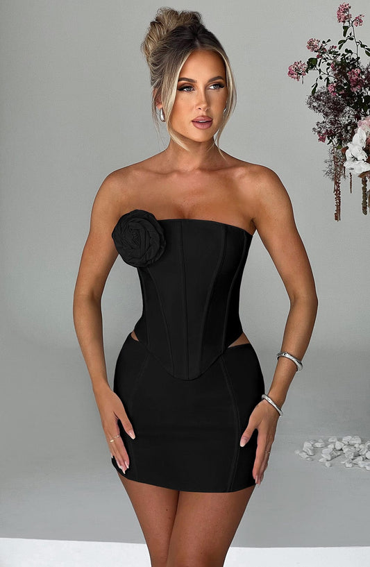 https://cdn.shopify.com/s/files/1/2060/7491/files/jacquie-corset-black-tops-xs-babyboo-fashion-31027049726015.jpg?v=1748602901