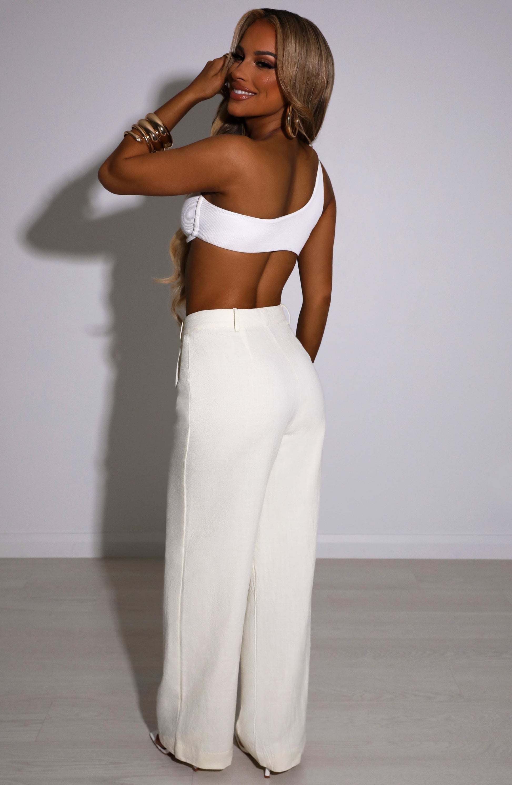 Pantaloni Jadae in crema