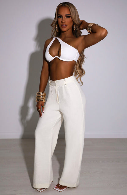 Pantaloni Jadae in crema