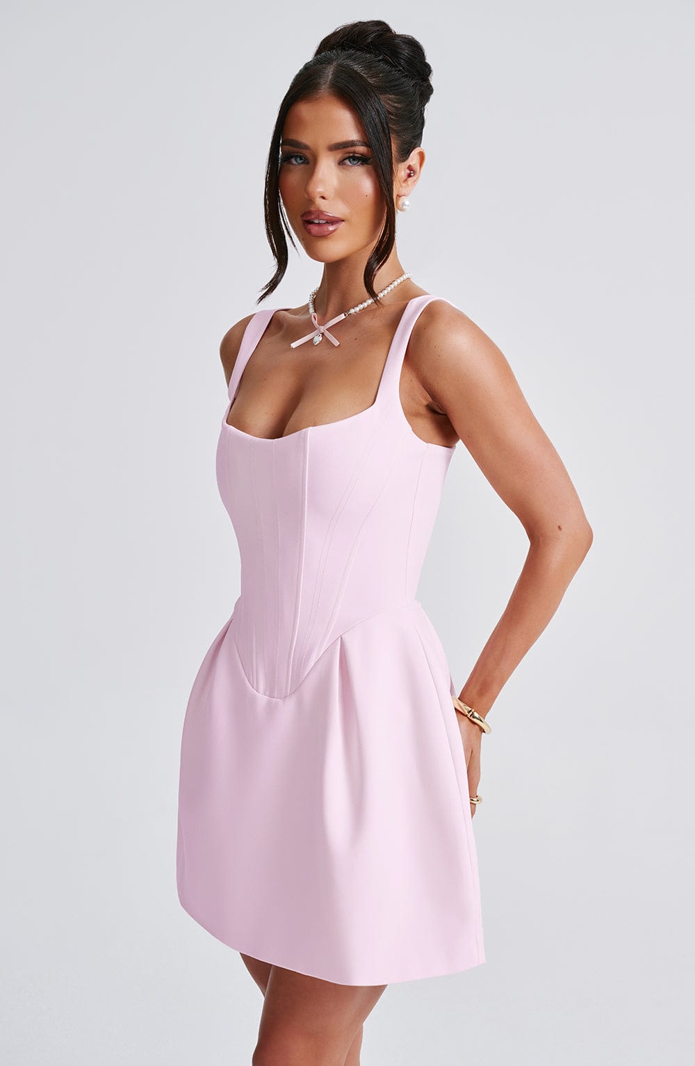 Abito da donna in rosa
