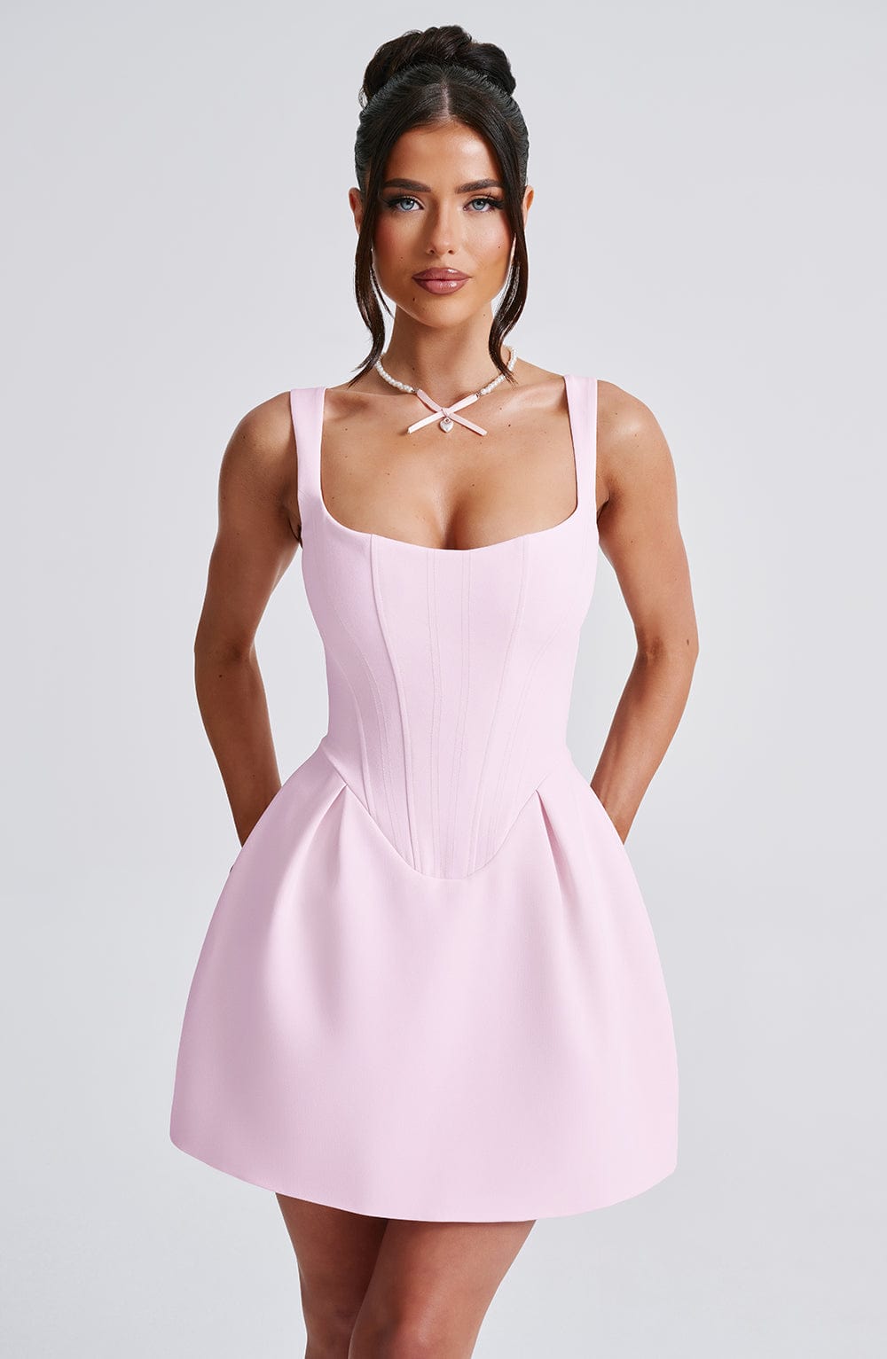 Abito da donna in rosa
