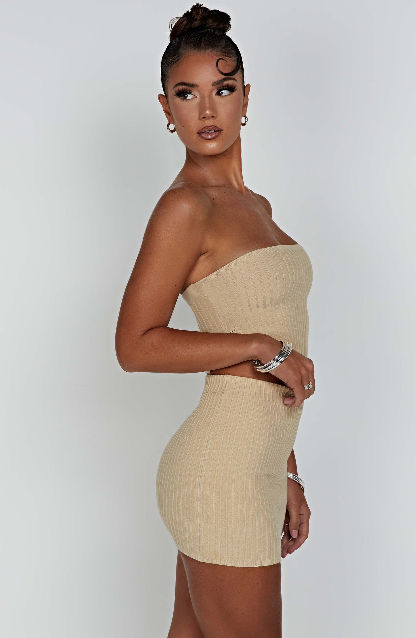 Minigonna beige in maglina stirata