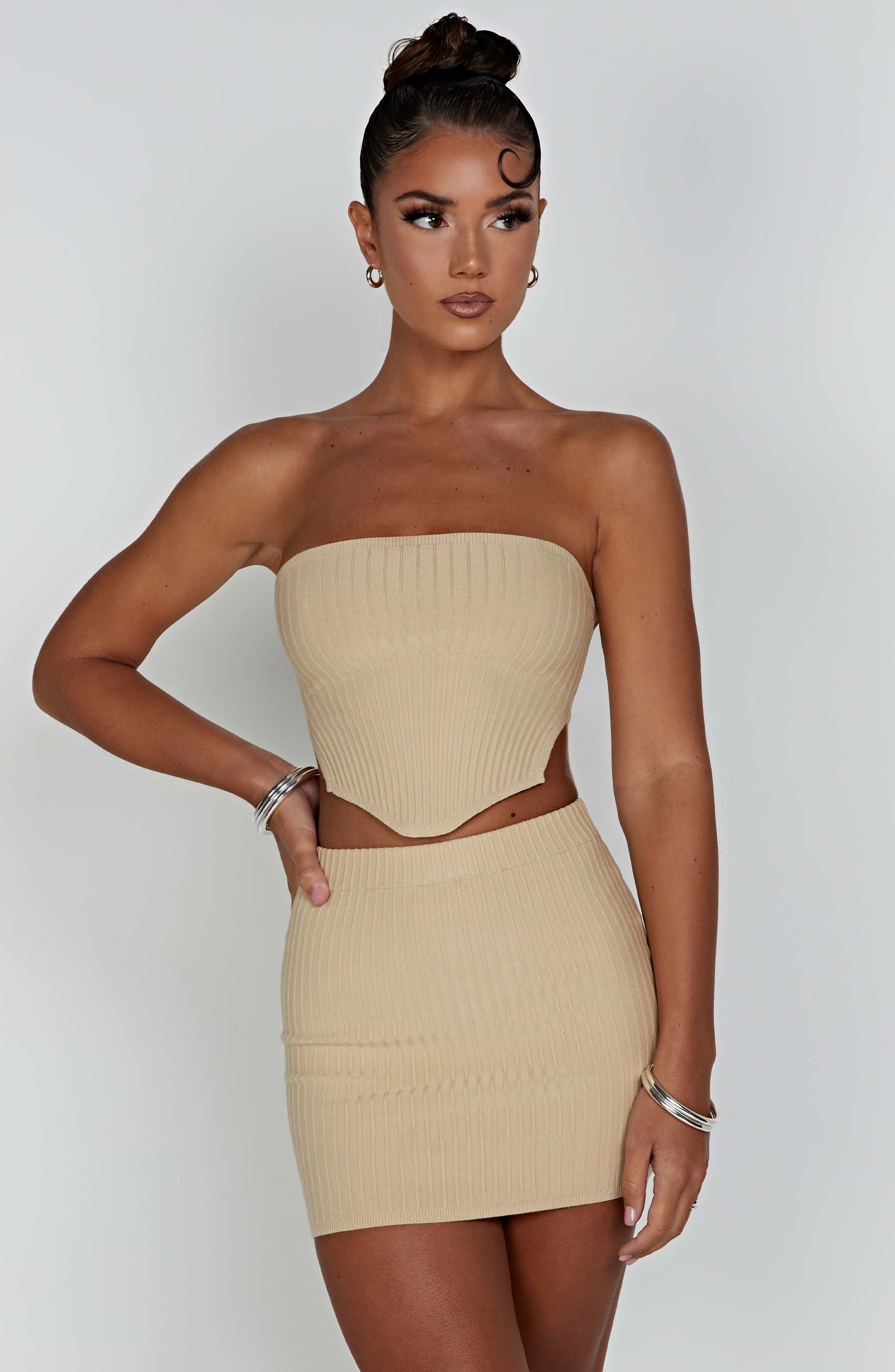 Minigonna beige in maglina stirata
