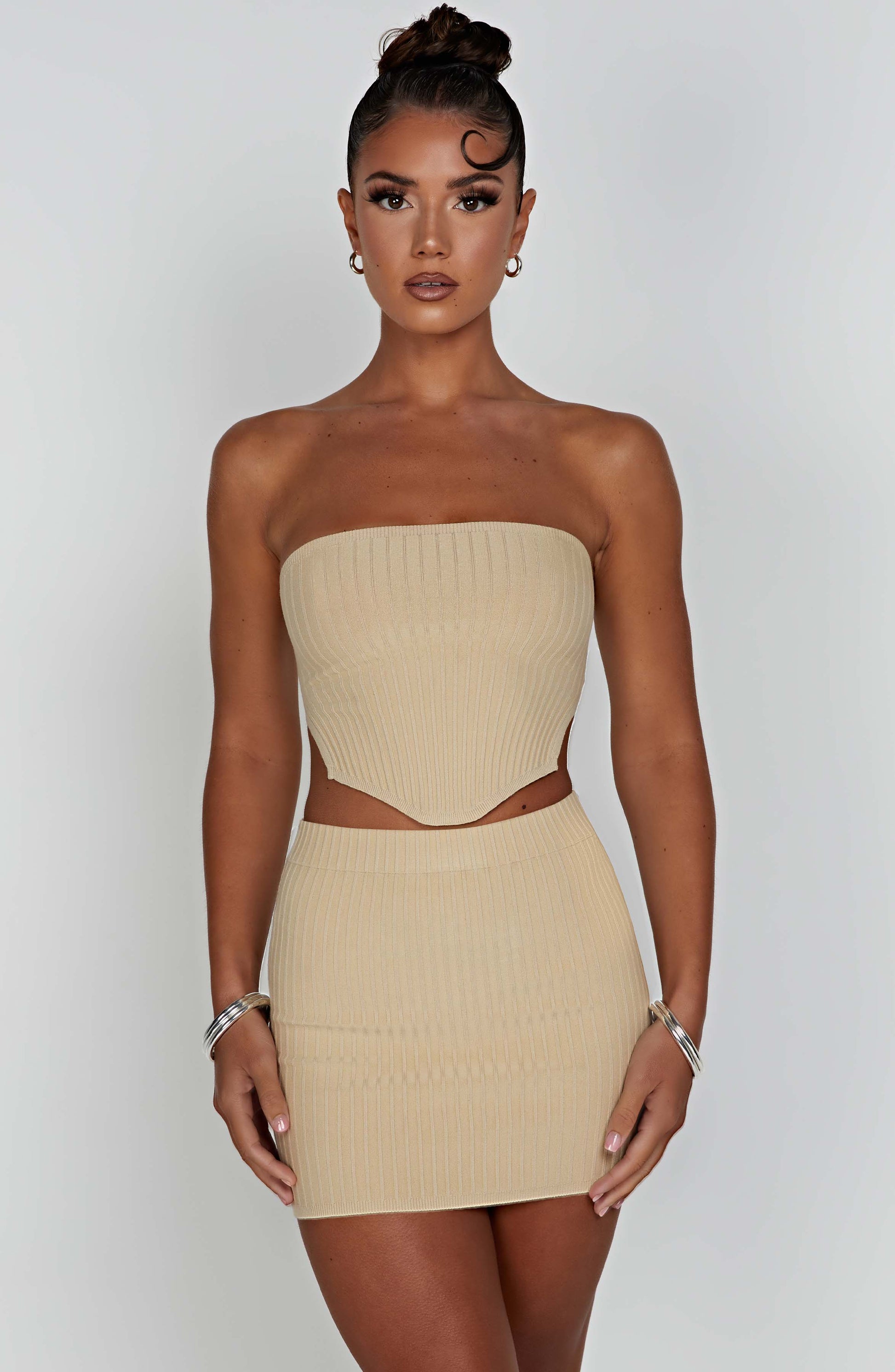 Minigonna beige in maglina stirata