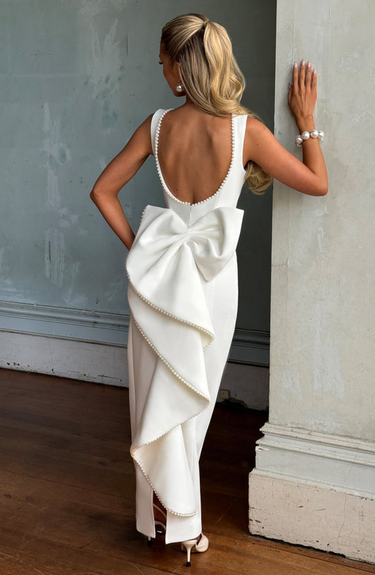 https://cdn.shopify.com/s/files/1/2060/7491/files/lana-midaxi-dress-ivory-dress-babyboo-fashion-1147418286.jpg?v=1748599886