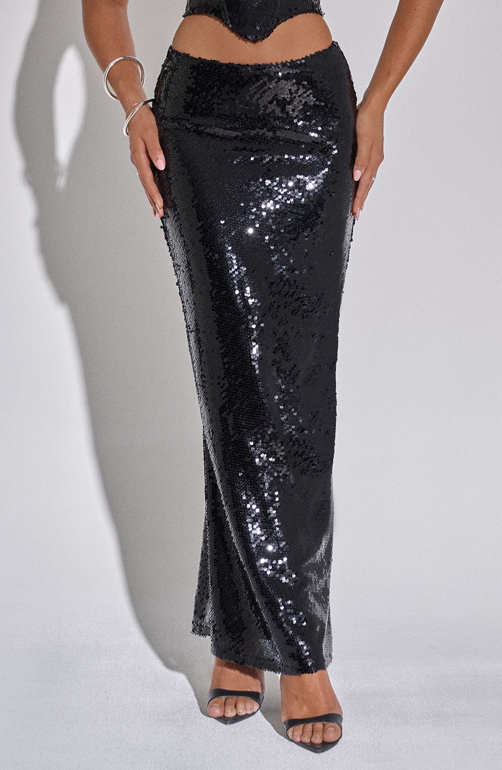 Gonna Maxi in Pizzo Nero