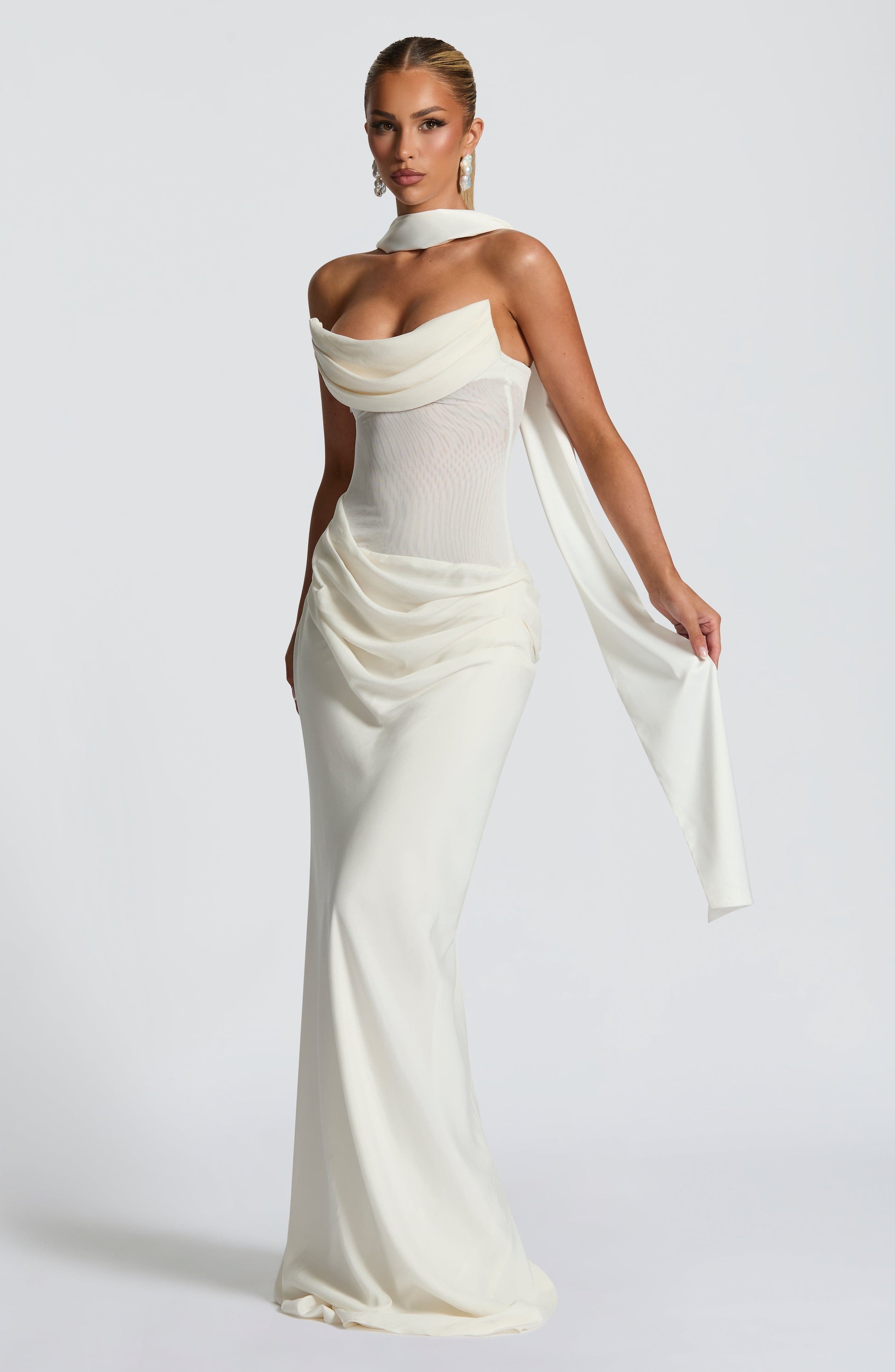 Liora Maxi Dress in Avorio