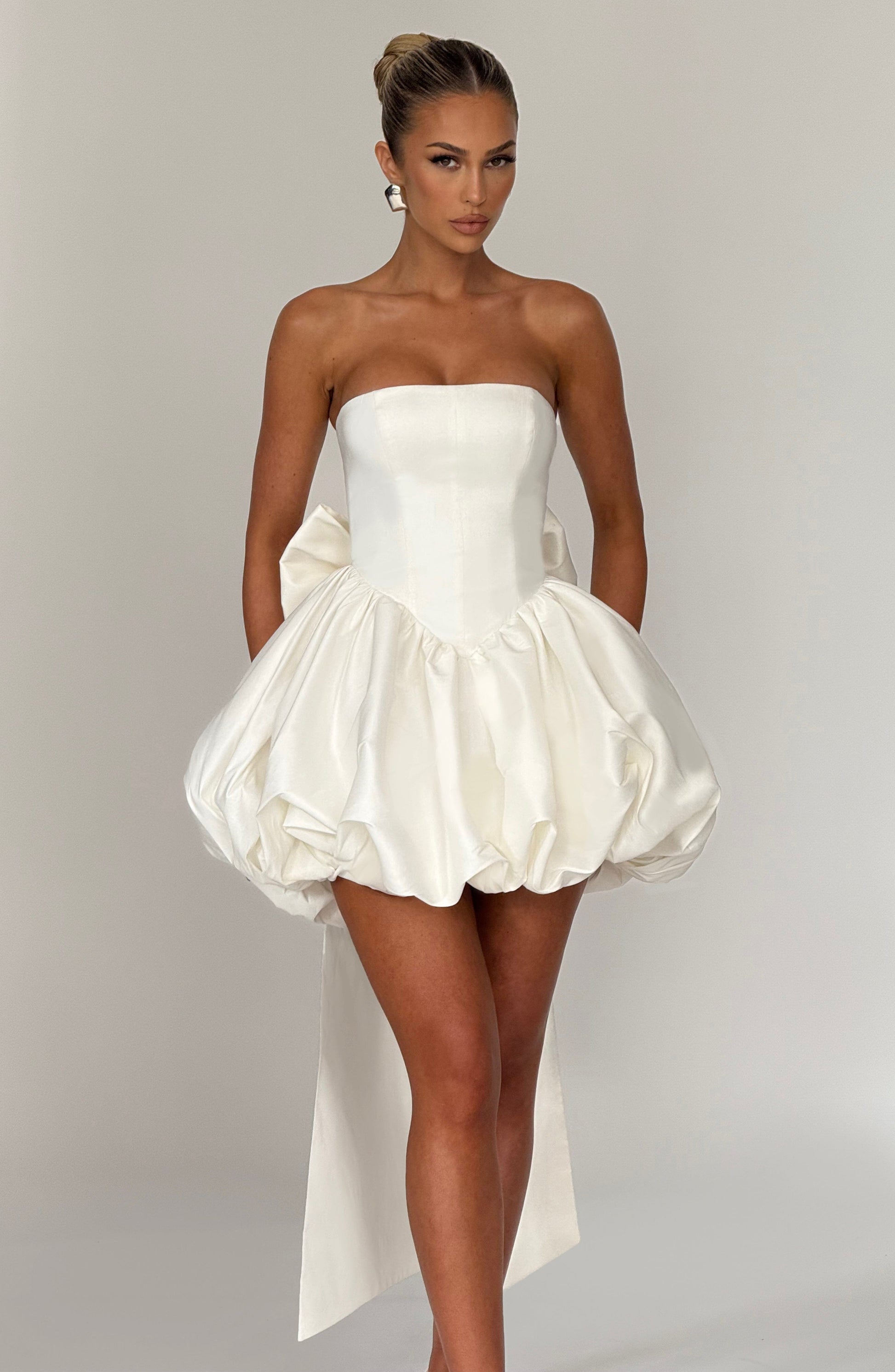 https://cdn.shopify.com/s/files/1/2060/7491/files/lotus-mini-dress-ivory-dress-babyboo-fashion-1155717421.jpg?v=1748599755