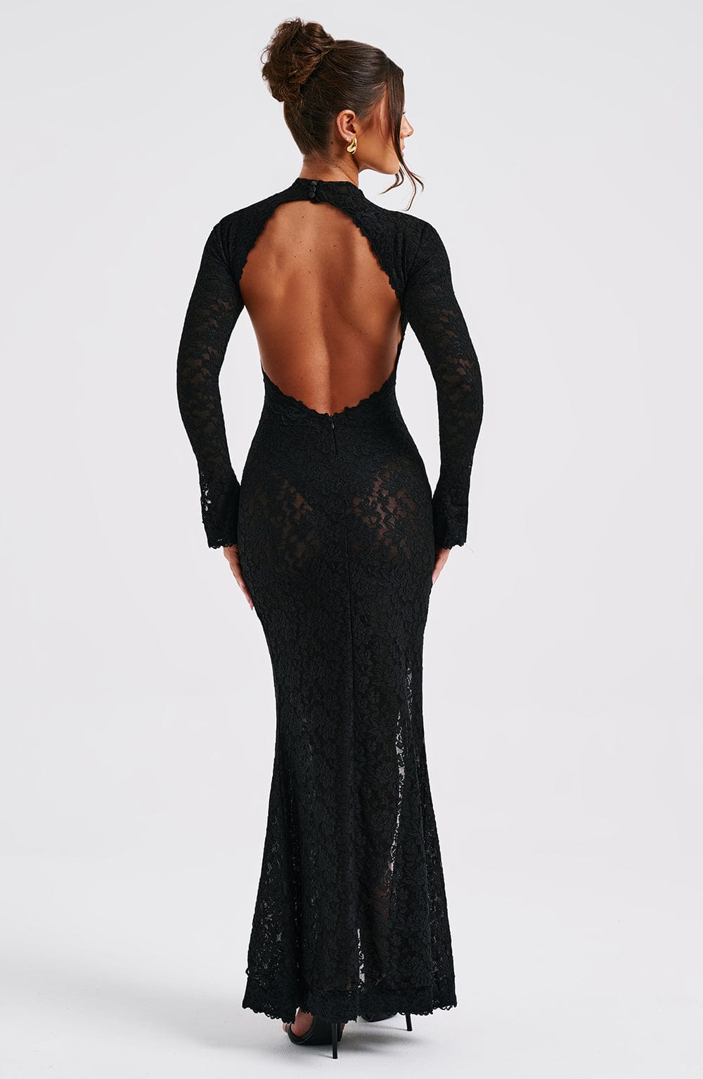 Lourdes Maxi Dress - Eleganza Nera con Scollo Alto