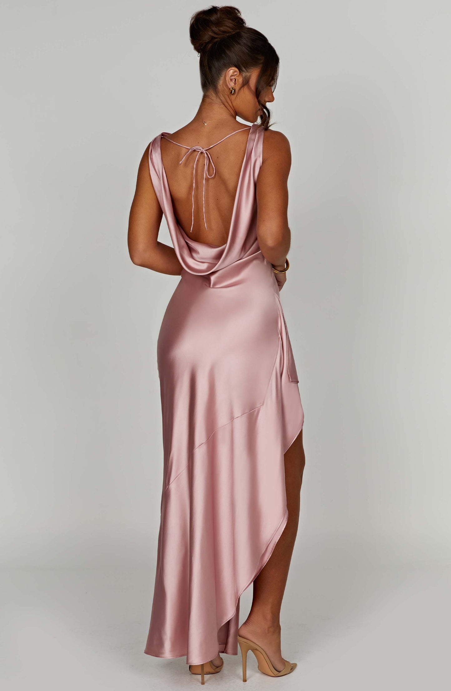 Abito da sera in seta blush