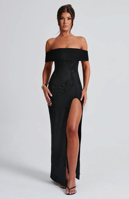 https://cdn.shopify.com/s/files/1/2060/7491/files/milani-maxi-dress-black-dress-xs-babyboo-fashion-31598579318847.jpg?v=1748601627