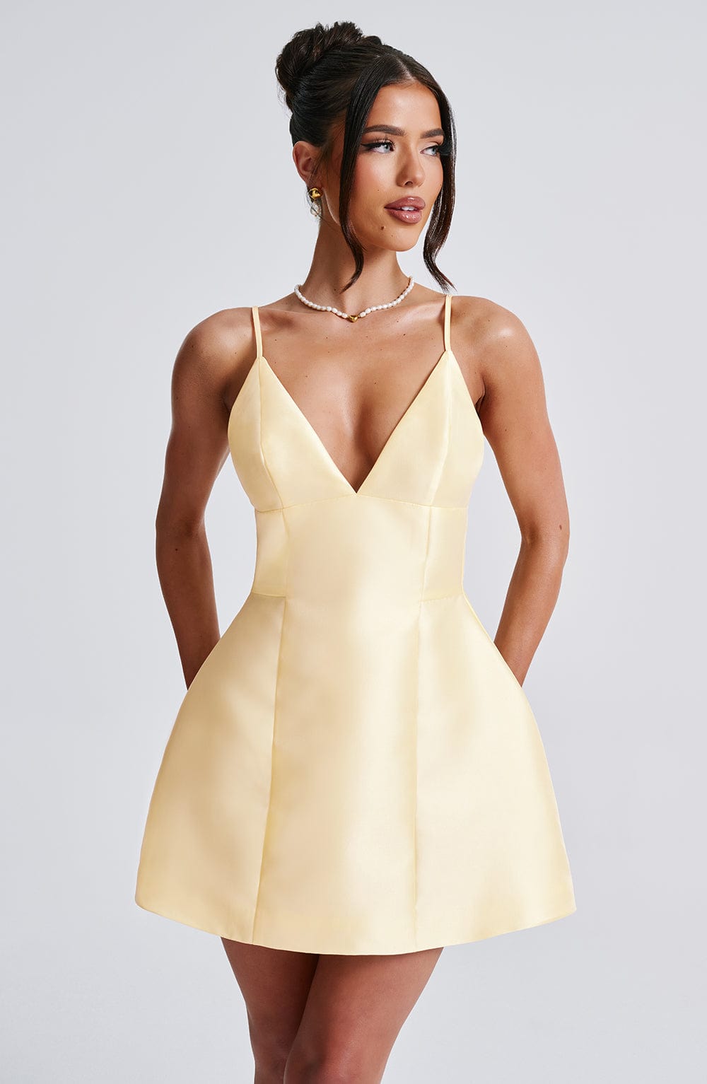 Abito da donna in satin